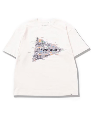 And Wander Noizy Logo Printed T-Shirt White rembourrage situé sous